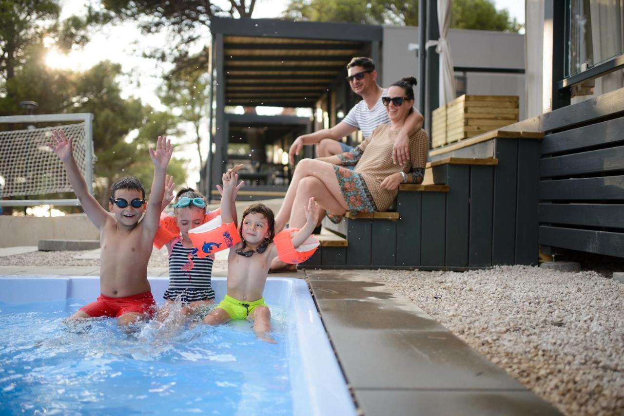 Medora Orbis Mobile Homes & Glamping Podgora Exterior photo